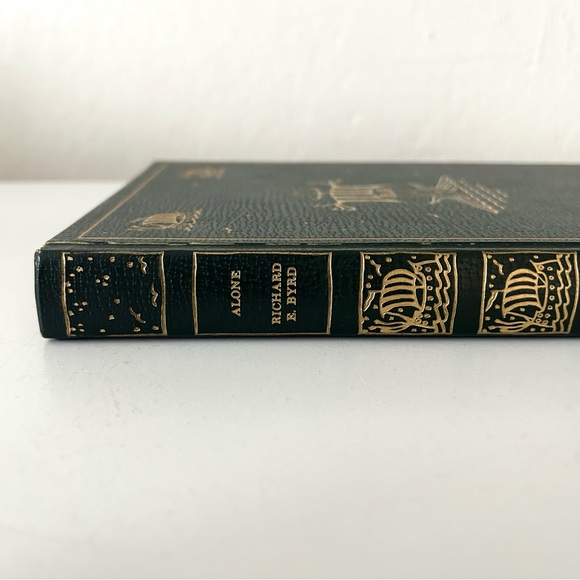 1938 Alone by Richard E. Byrd International Collectors Library Hardcover Vintage - Picture 4 of 11
